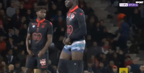 中超转会市场：广州队签下外援,