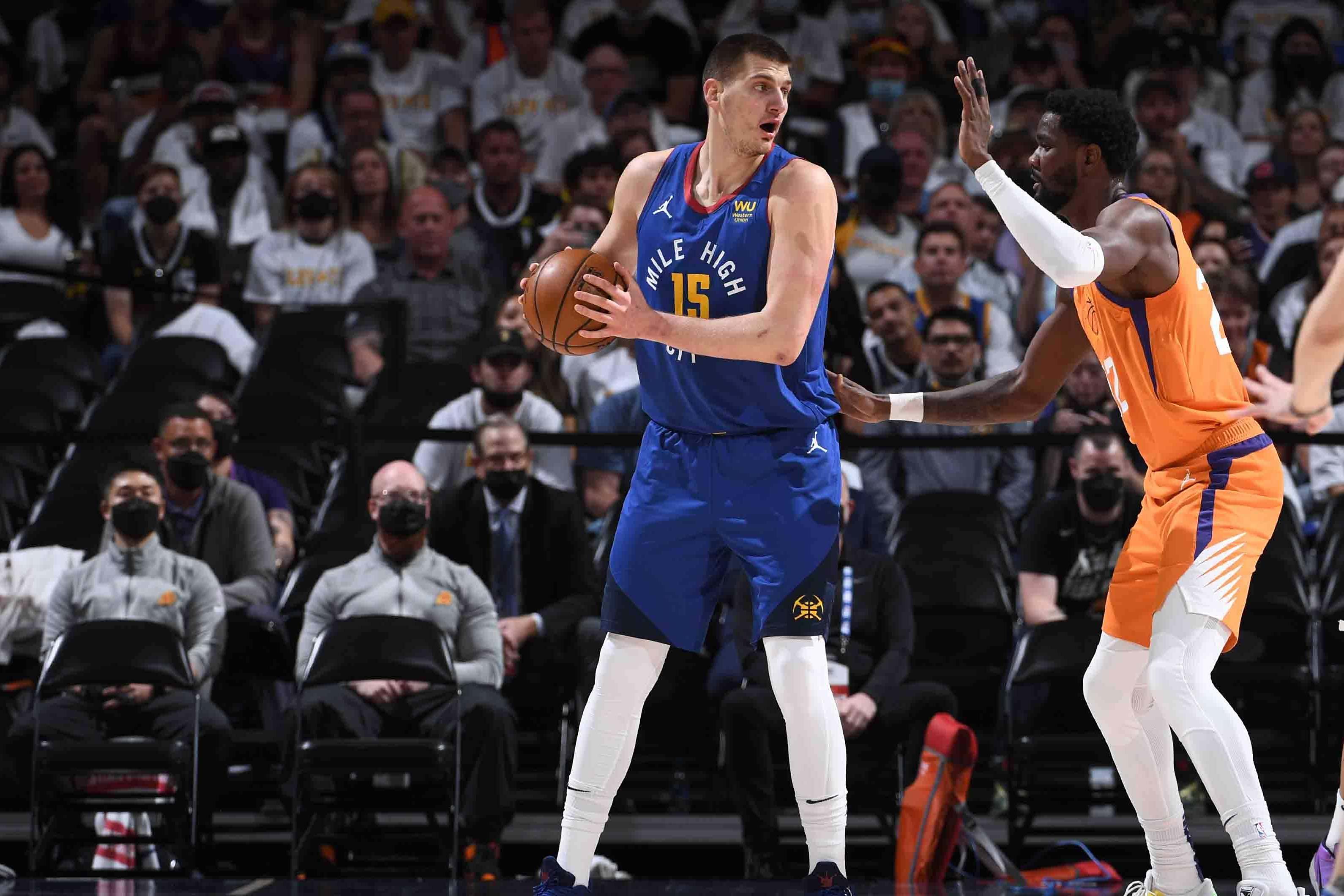 博列洛：皮奥20岁已非常全面，意大利国家队有了未来中锋人选（博列洛：20岁皮奥已很全面，意大利队未来中锋人选浮现）