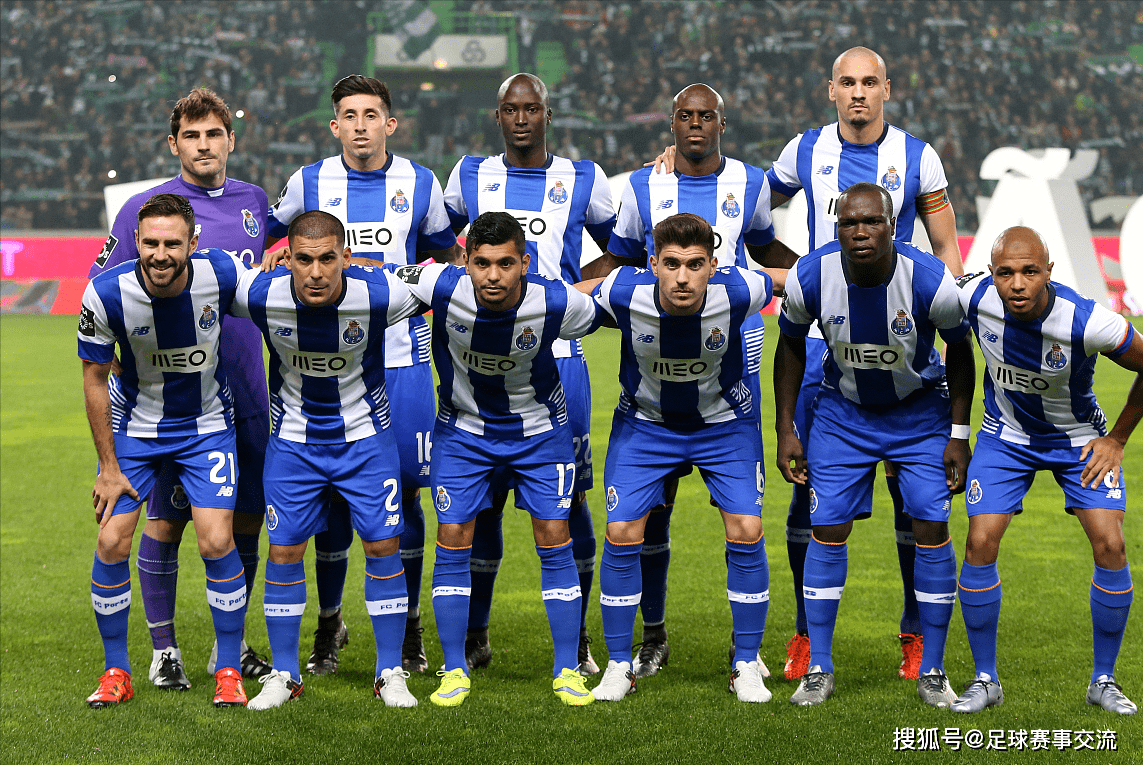 拜仁莱万多夫斯基连续两场进球（莱万多夫斯基为拜仁连场破门）