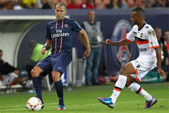 神户后卫：年初我曾在横滨战胜申花，不过那场比赛并不轻松（神户后卫：年初随横滨击败申花，但那场胜利来之不易）