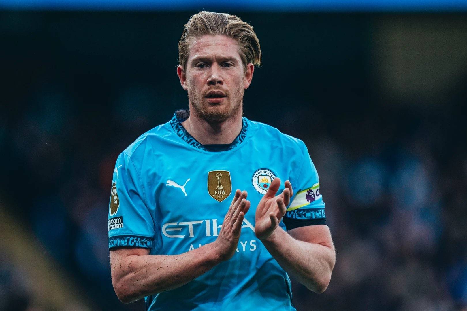 皇马本场25次射门，为本赛季西甲比赛没赢球球队中射门第二多（皇马此役25次射门，位列本赛季西甲未取胜球队射门数第二）