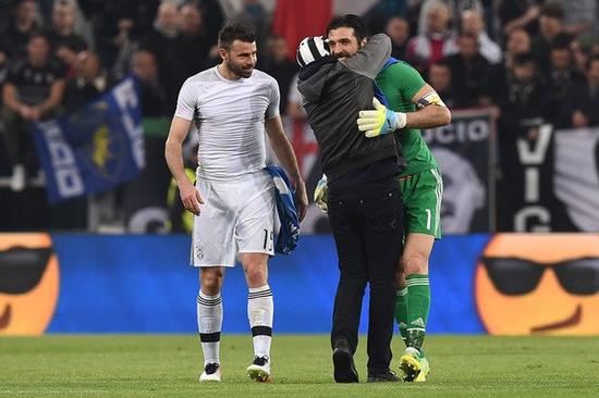 埃基蒂克：我们值得这场胜利，很开心打入我的国家队首球